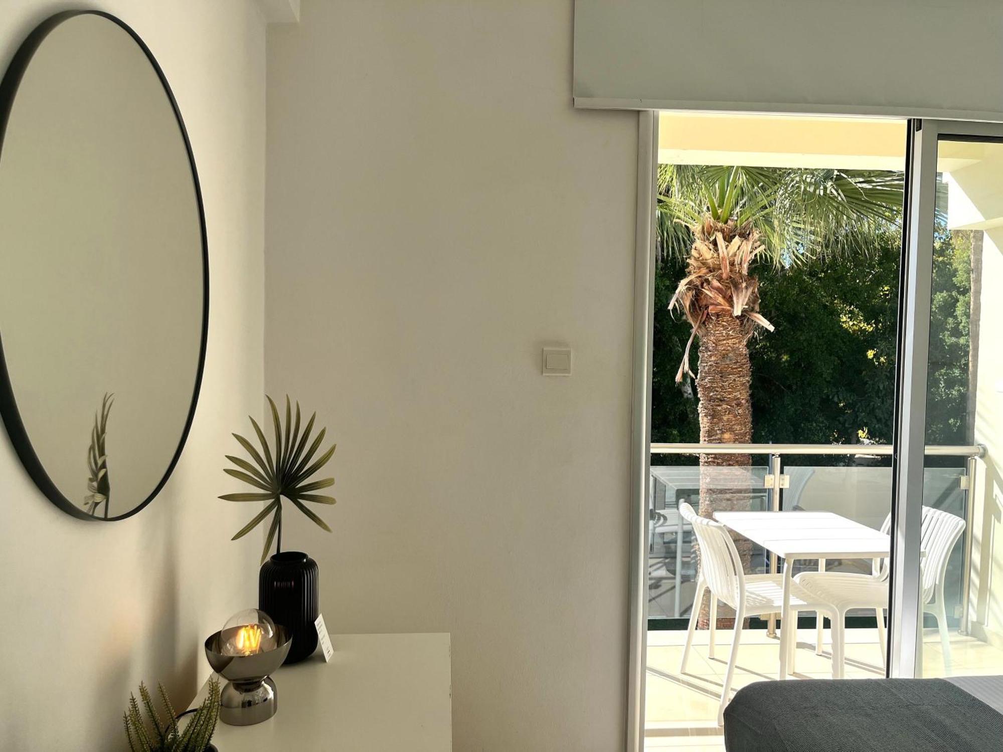 Phaedrus Living Constantinos Seaview Residence Paphos Exterior photo